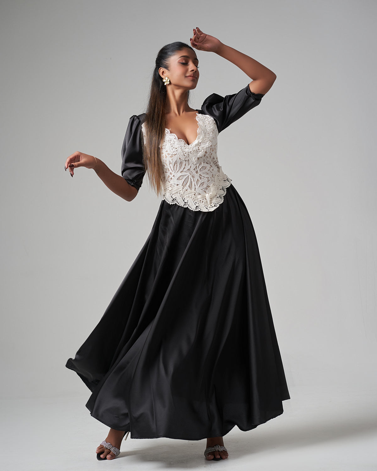 Lace - Trimmed Puff Sleeve Silk Maxi Dress - Black