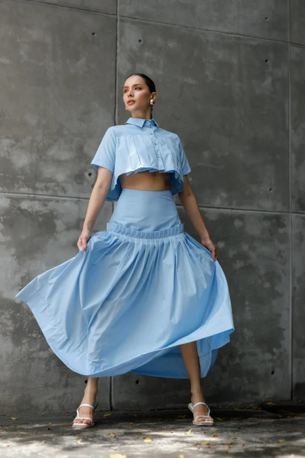 LIGHT BLUE PLEATED SKIRT