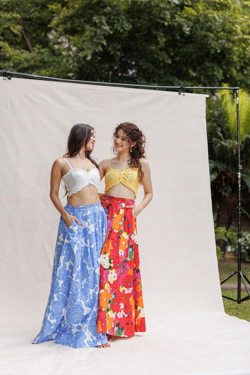 Front knot strap back smoked Yellow crop top